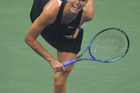 Kaiyun-莎拉波娃爆冷击败曼联，突破纪录引爆全场！的简单介绍