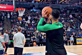 Kaiyun- 塔图姆首发 